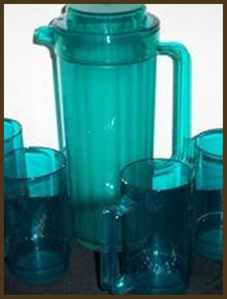 Tupperware SHEERLY ELEGANT ACRYLIC EMERALD SHADE TO AMETHYST PURPLE 2 QT PITCHER