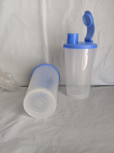 TUPPERWARE 2 12-oz STRAIGHT SIDED SHEER TUMBLERS w/ BLUE FLIP TOP SPOUT SEALS