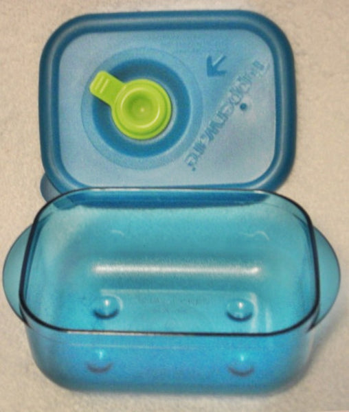 Tupperware Vent N Serve VNS TWO - 2 MICROWAVE 1-CUP SMALL RECTANGLE Parrot Teal