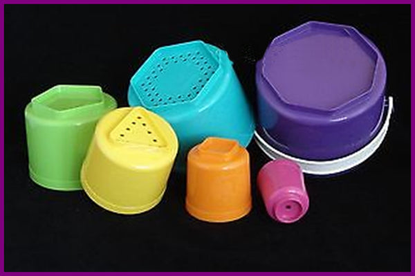 Tupperware TOTE-EM PAILS TOY KIDS EDUCATIONAL CARRY ALL BEACH BUCKETS - Plastic Glass and Wax ~ PGW