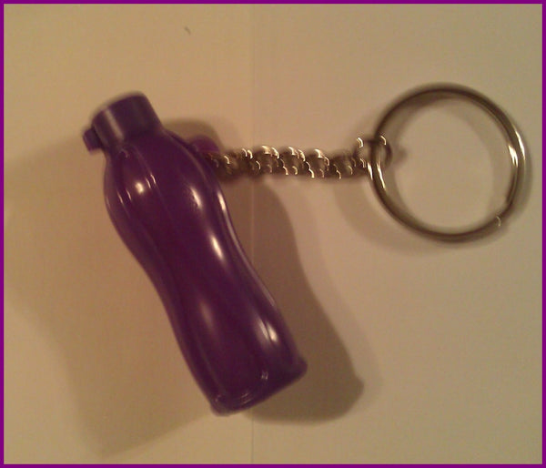 TUPPERWARE Mini Eco Water Bottle Key Chain RARE Grape Fizz Purple - Plastic Glass and Wax ~ PGW