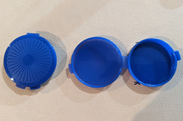 Tupperware Lot of 2 COLORED CLAM SHELL PILL COIN KEEPER NOVELTY GADGET PICK COLOR