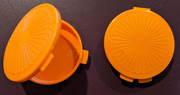 Tupperware Lot of 2 COLORED CLAM SHELL PILL COIN KEEPER NOVELTY GADGET PICK COLOR