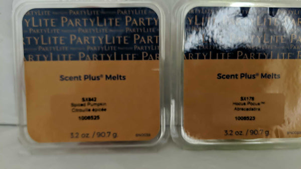 PartyLite  2 - 9 Pc Round Scent Plus Wax Melt Packages Hocus Pocus & Spiced Pumpkin Melts - Plastic Glass and Wax ~ PGW