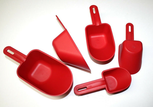 TUPPERWARE Set of 5 HOLIDAY RED Measuring Cups / Canister Modular Mates SCOOPS - Plastic Glass and Wax ~ PGW