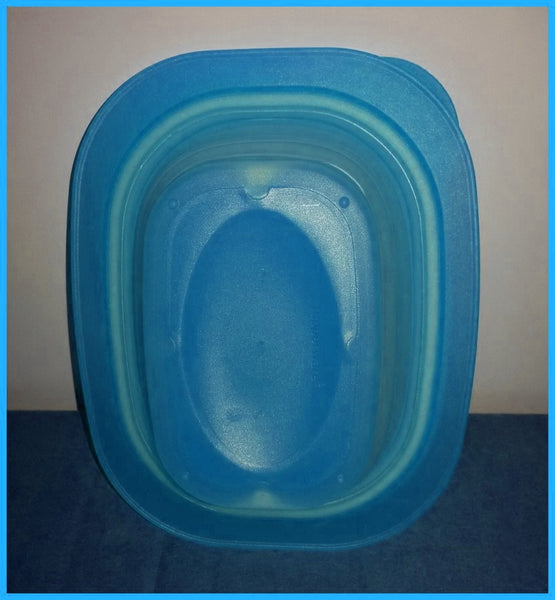 TUPPERWARE FLATOUT RARE RECTANGLE EXPANDABLE FLEX BOWL W/ SEAL 3.5-c BLUE