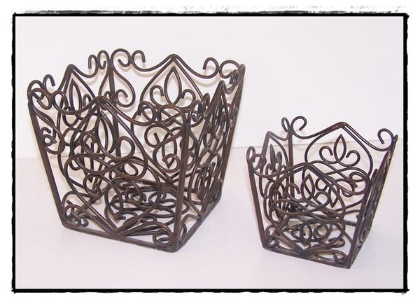 SOUTHERN LIVING AT HOME ESTATE IRON SET / 2 ROSEDALE PLANT HOLDERS NIB