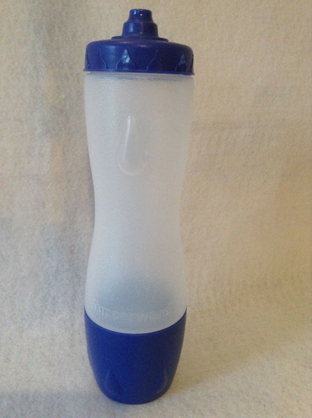 Tupperware 20-oz STOW N GO ECO SPORTS BOTTLE TUMBLER SHEER & BOLD N BLUE