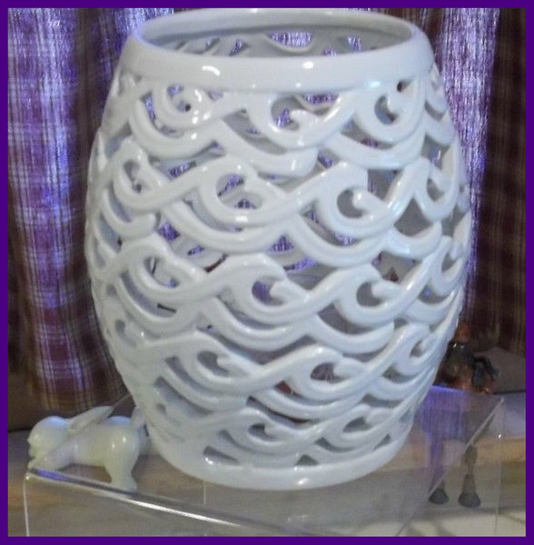 PARTYLITE ILLUSIONS CHRISTMAS TREE HURRICANE CANDLE HOLDER SLEEVE W/ TEALIGHT TREE NIB