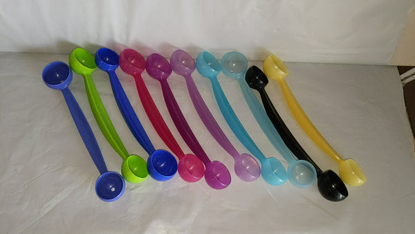 Tupperware 1 COLORED MULTI-PURPOSE NOVELTY GADGET DOUBLE SIDED / SIZE MELON BALL SCOOP