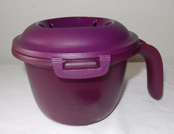 Tupperware Microwave LARGE 3-QT Round PASTA Maker / Cooker in RHUBARB PURPLE - Plastic Glass and Wax