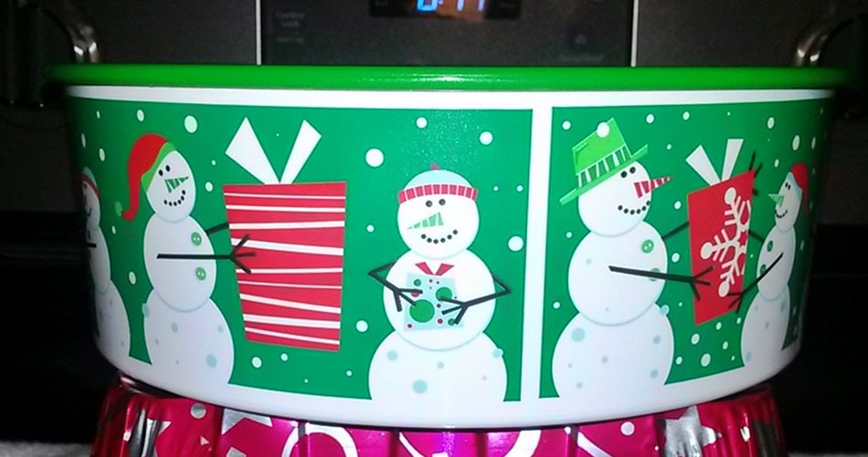 Tupperware HOLIDAY SNOWMAN / SNOWMEN 9.5-c COOKIE CANISTER 1-TOUCH GREEN  SEAL