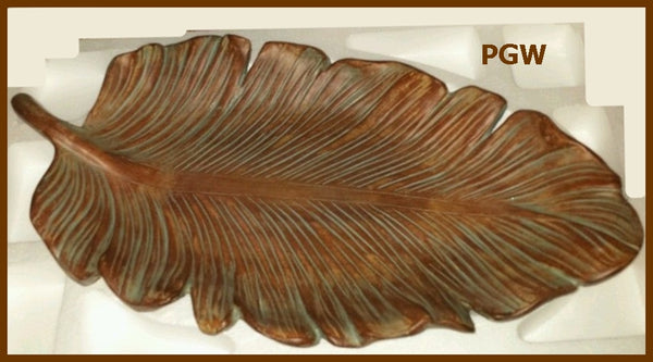 PartyLite SCULPTED LEAF PILLAR GARDEN TRAY LONG CANDLE HOLDER PLATTER NIB - Plastic Glass and Wax ~ PGW