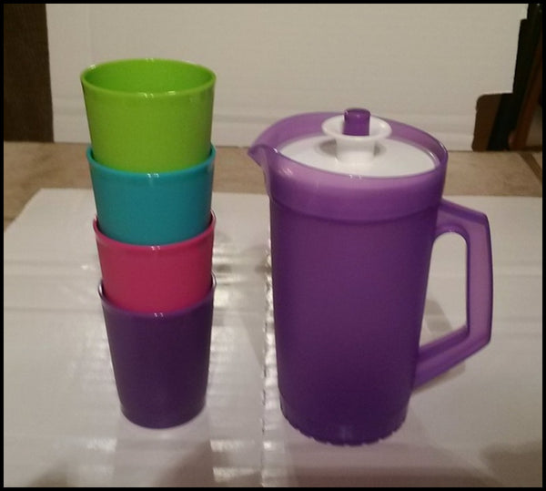 TUPPERWARE KID'S MINI 5-pc BEVERAGE SERVE-IT SET TROPICAL PITCHER / MULTI TUMBLERS - Plastic Glass and Wax