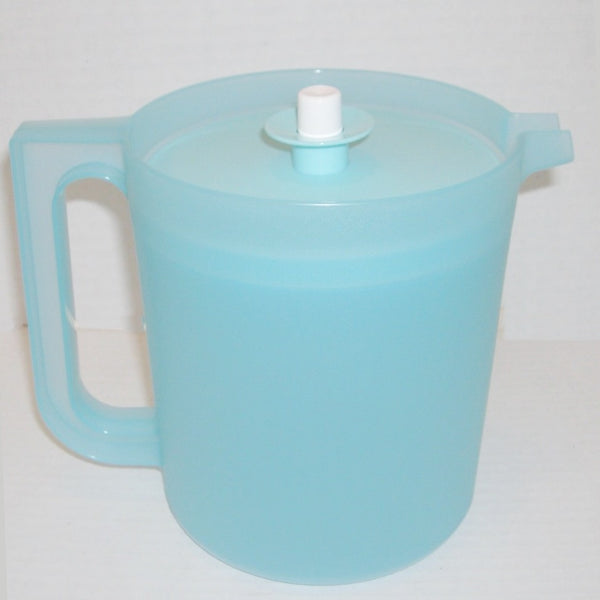 Tupperware 1.75-QT CLASSIC PITCHER & 4 STRAIGHT SIDED COORDINATING TUMBLERS AQUA