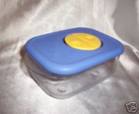 Tupperware Vent N Serve VNS TWO - 2 MICROWAVE 1-CUP SMALL RECTANGLE Parrot Teal