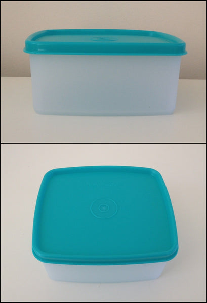 TUPPERWARE FREEZE-IT TWO (2) MEDIUM RECTANGLE FREEZER STORAGE CONTAINERS 2.5-c & 5-c Light Blues