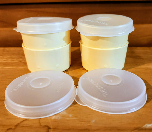 TUPPERWARE TUPPER MINI SMIDGET PILL KEEPER SET/2 1-OZ PALE YELLOW SMIDGETS w/ SEALS