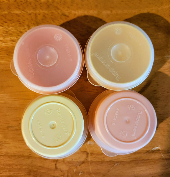 TUPPERWARE TUPPER MINI SMIDGET PILL KEEPER FOUR 1-OZ PALE PEACH SMIDGETS w/ SEALS