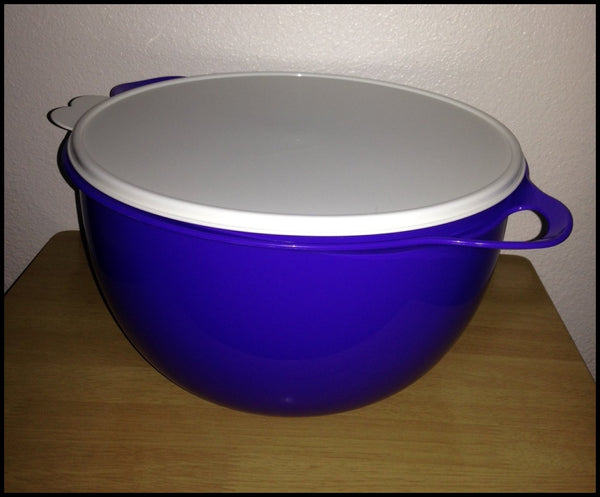 TUPPERWARE 42-C THATS A BOWL PINK BLUSH FROSTING BASE SUGAR WHITE TABBED SEAL - Plastic Glass and Wax ~ PGW