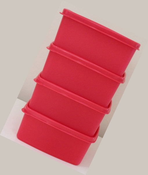 TUPPERWARE FREEZE-IT TWO (2) MEDIUM RECTANGLE FREEZER STORAGE CONTAINERS 2.5-c & 5-c Light Blues