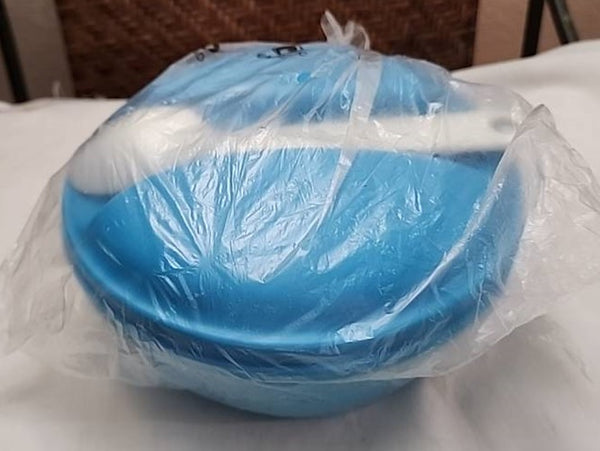 Tupperware Bite On The Go Lunch COOL AQUA BLUE Microwave Set w/ WHITE Spoon NEW - Plastic Glass and Wax ~ PGW
