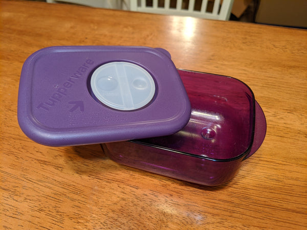 Tupperware Vent N Serve VNS TWO - 2 MICROWAVE 1-CUP SMALL RECTANGLE Parrot Teal