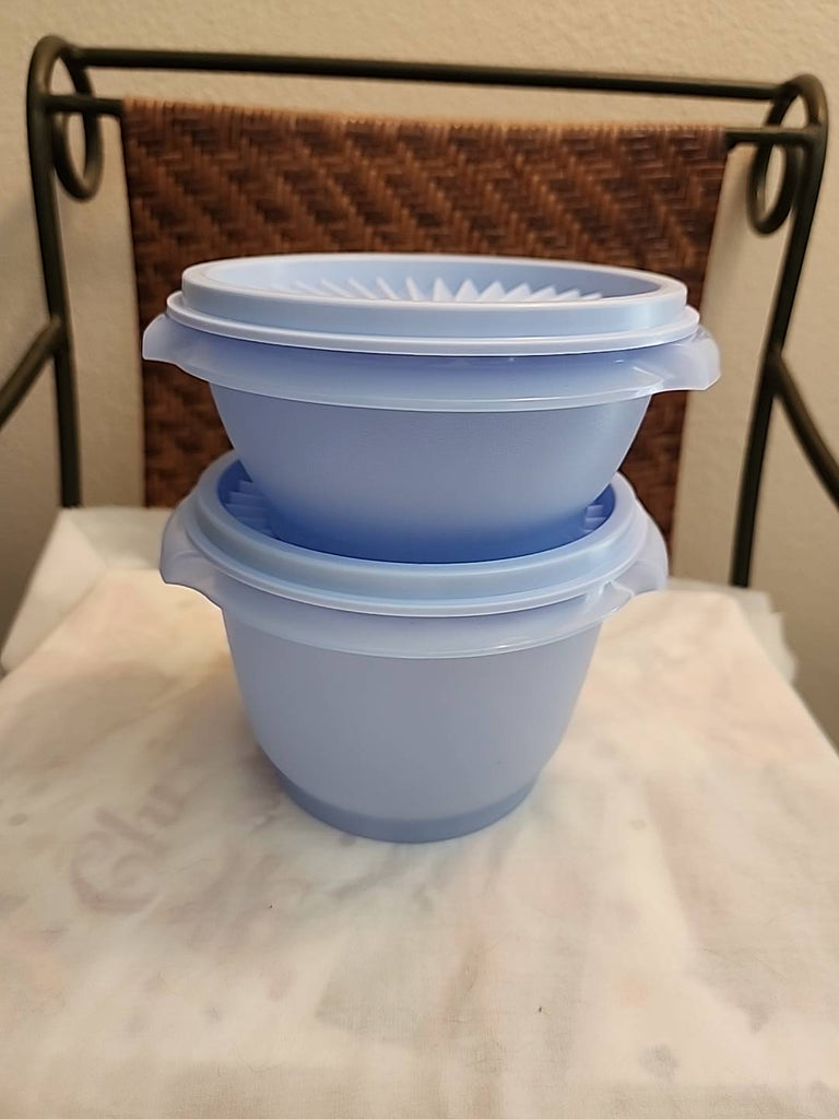Vintage Tupperware dish or bowl for cereal or pudding, lilac, VINTAGE  TUPPERWARE