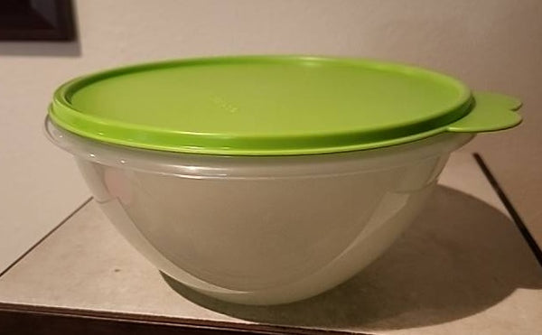 TUPPERWARE ONE 7.75-cup Wonderlier SHEER Nesting Mixing Bowl w/ Tabbed Seals - Plastic Glass and Wax ~ PGW