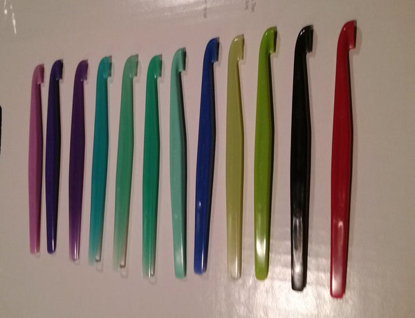 Tupperware 10 VARIOUS COLORED MULTI-PURPOSE FRUIT CITRUS PEELERS