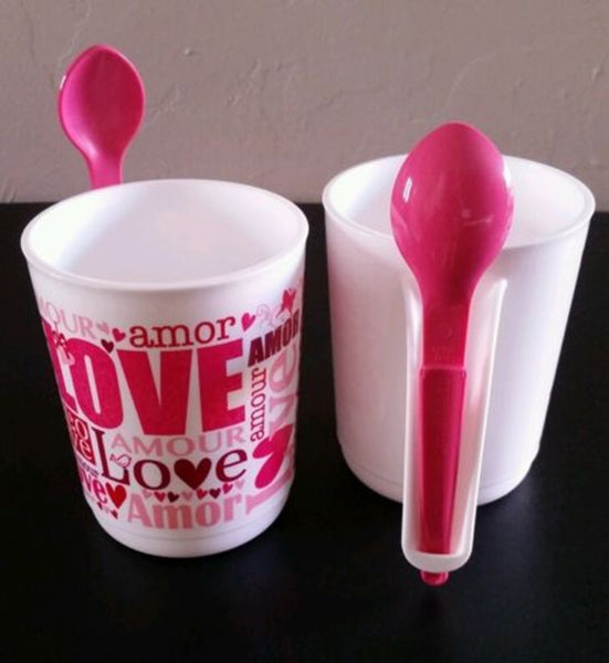 Tupperware S/2 AMORE LOVE THEME WHITE & PINK HOT & COLD MUGS w/ SPOONS NEW