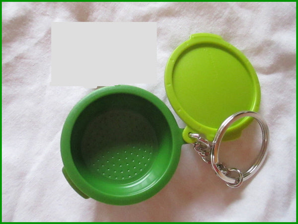 TUPPERWARE 1 Mini RARE LIME LETTUCE GREEN MICRO STEAMER KEY CHAIN KEYCHAIN KEEPER