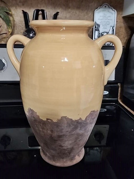 Southern Living at HOME TUSCAN OLIVE JAR YELLOW & SANDSTONE GLAZED POTTERY URN VASE LIKE NEW - Plastic Glass and Wax ~ PGW