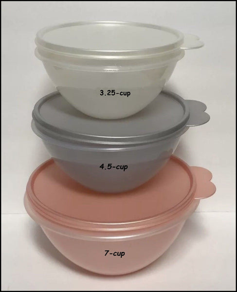 Tupperware 3 WONDERLIER NESTING BOWLS RED GREEN & SNOW WHITE w/ SEALS - Plastic Glass and Wax ~ PGW