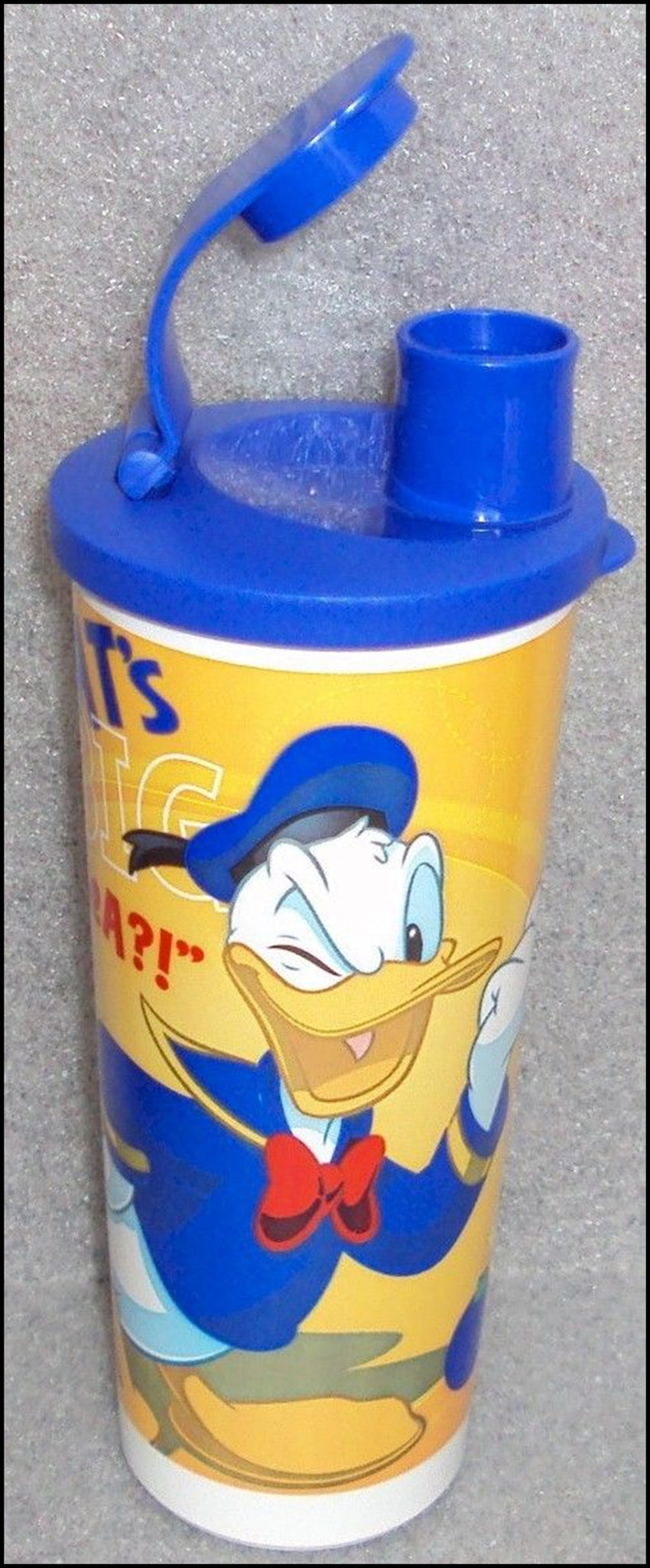 TUPPERWARE ONE (1) 16-oz STRAIGHT SIDED DISNEY DONALD DUCK TUMBLER w/ FLIP TOP SPOUT BLUE SEAL