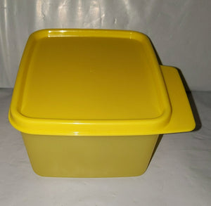 TUPPERWARE 1 SMALL 2-cup KEEP TABS STORAGE KEEPER CONTAINER SUNNY YELLOW