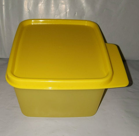 Tupperware Large Yellow Rectangular Container With Lid