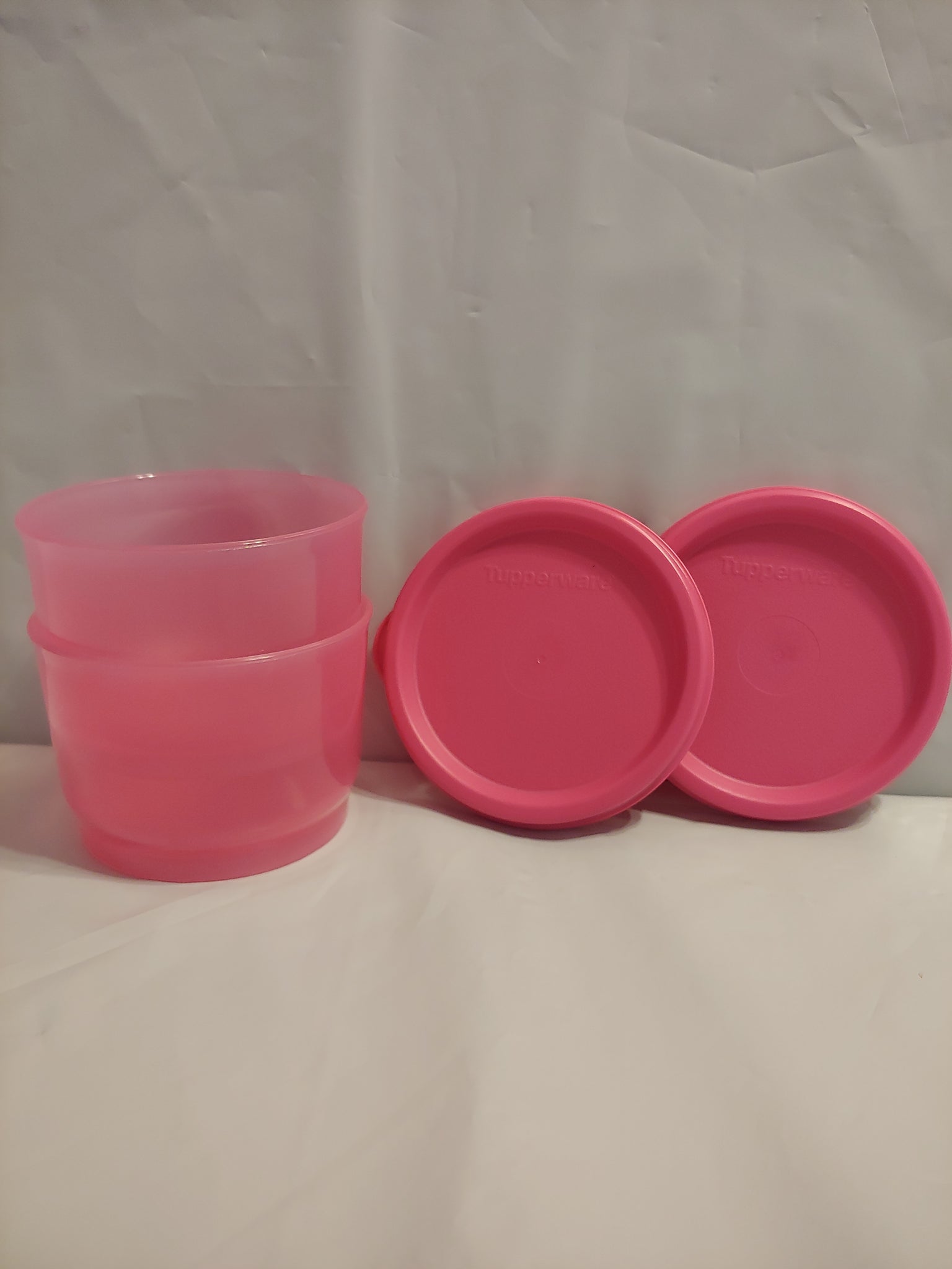 TUPPERWARE Set of 2 - 4-oz Snack Cups Bowls w/ Round Seals PINK PUNCH ~ PINK SEAL