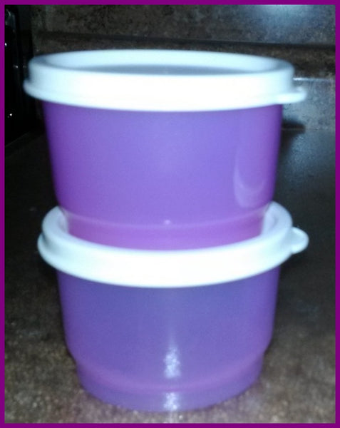 TUPPERWARE Set of 2 - 4-oz Snack Cups Bowls w/ Round Seals CORAL RED w/ SNOW WHITE SEALS