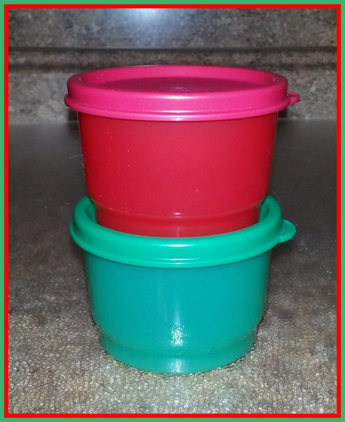 TUPPERWARE Set of 2 - 4-oz Snack Cups Bowls w/ Round Seals HOLIDAY RED w/ MATCHING SEALS