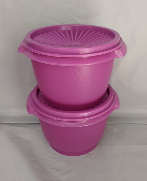Tupperware Bowls Servalier 20 oz. Set / 2 PINK Bowls w/ SNOW WHITE Instant Accordion Round Seals