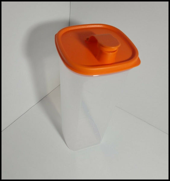 Tupperware 2-QT SLIM LINE TALL SQUARE ROUND REFRIGERATOR PITCHER / ON THE GO SERVER SHEER ORANGE SEAL