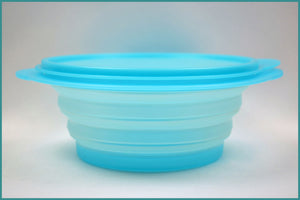 TUPPERWARE FLATOUT ROUND EXPANDABLE FLEX BOWL W/ SEAL 4-c COOL AQUA BLUE