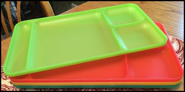 TUPPERWARE 4-Pc COLORED IMPRESSIONS LARGE RECTANGLE DIVIDED DINING LUNCHEON TRAY SET