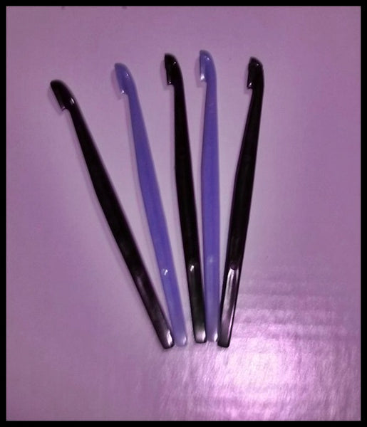 Tupperware LOT 5 COLORED MULTI-PURPOSE FRUIT CITRUS PEELERS - BLACK - Plastic Glass and Wax