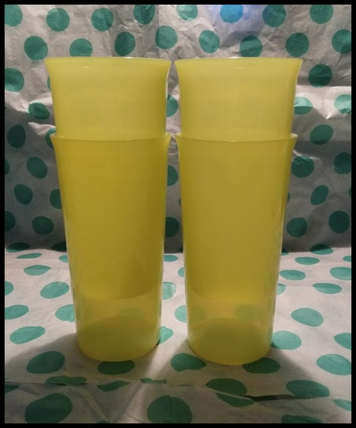 TUPPERWARE 4-pc SET 9-oz MARGARITA STRAIGHT SIDED TUMBLERS w/ SNOW WHITE ROUND SEALS - Plastic Glass and Wax