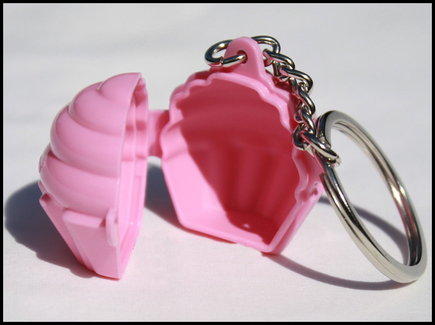TUPPERWARE Mini Cupcake Keepsake Keeper Key Chain Pink Frosting - Plastic Glass and Wax ~ PGW