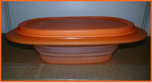 TUPPERWARE FLATOUT RARE RECTANGLE EXPANDABLE FLEX BOWL W/ SEAL 3.5-c ORANGE