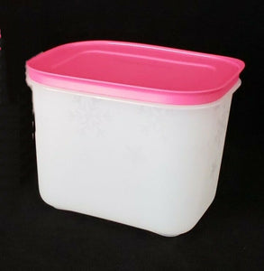 TUPPERWARE FREEZER MATES PLUS SNOWFLAKE FREEZE-IT STORAGE CONTAINERS SMALL DEEP 4.75-C - Plastic Glass and Wax