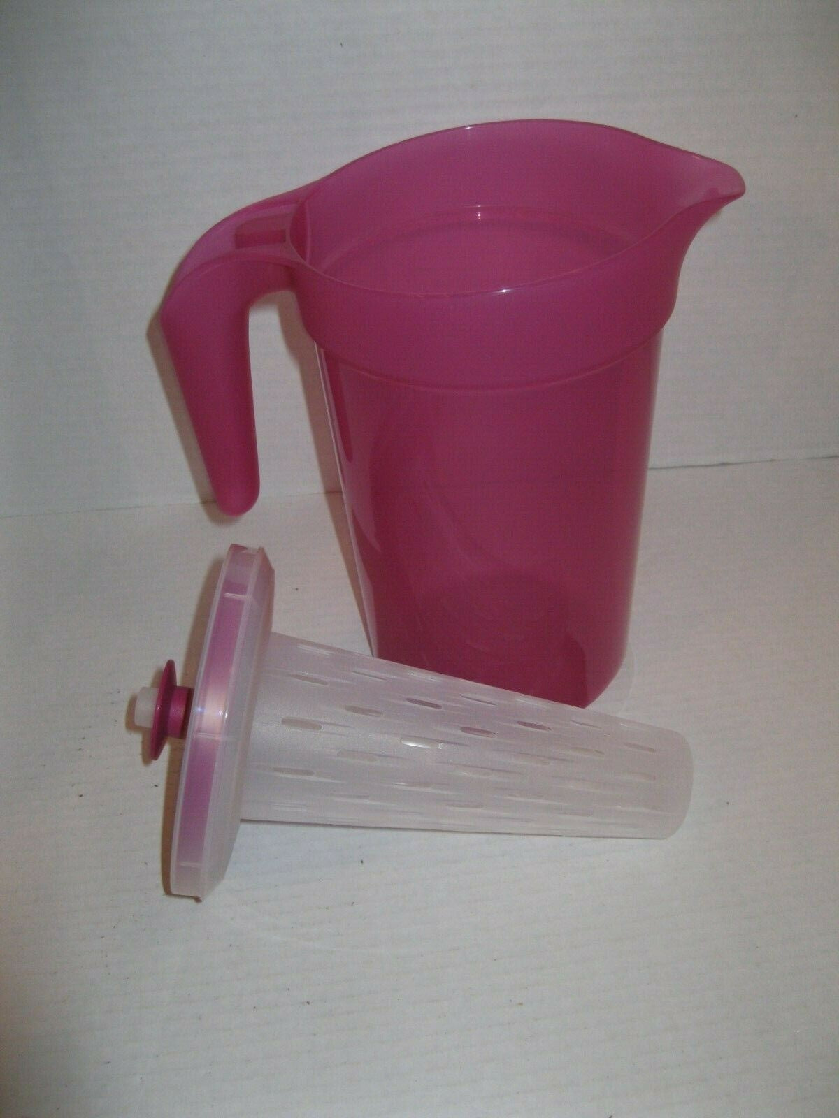 Tupperware Red 2 Quart Infusion Pitcher